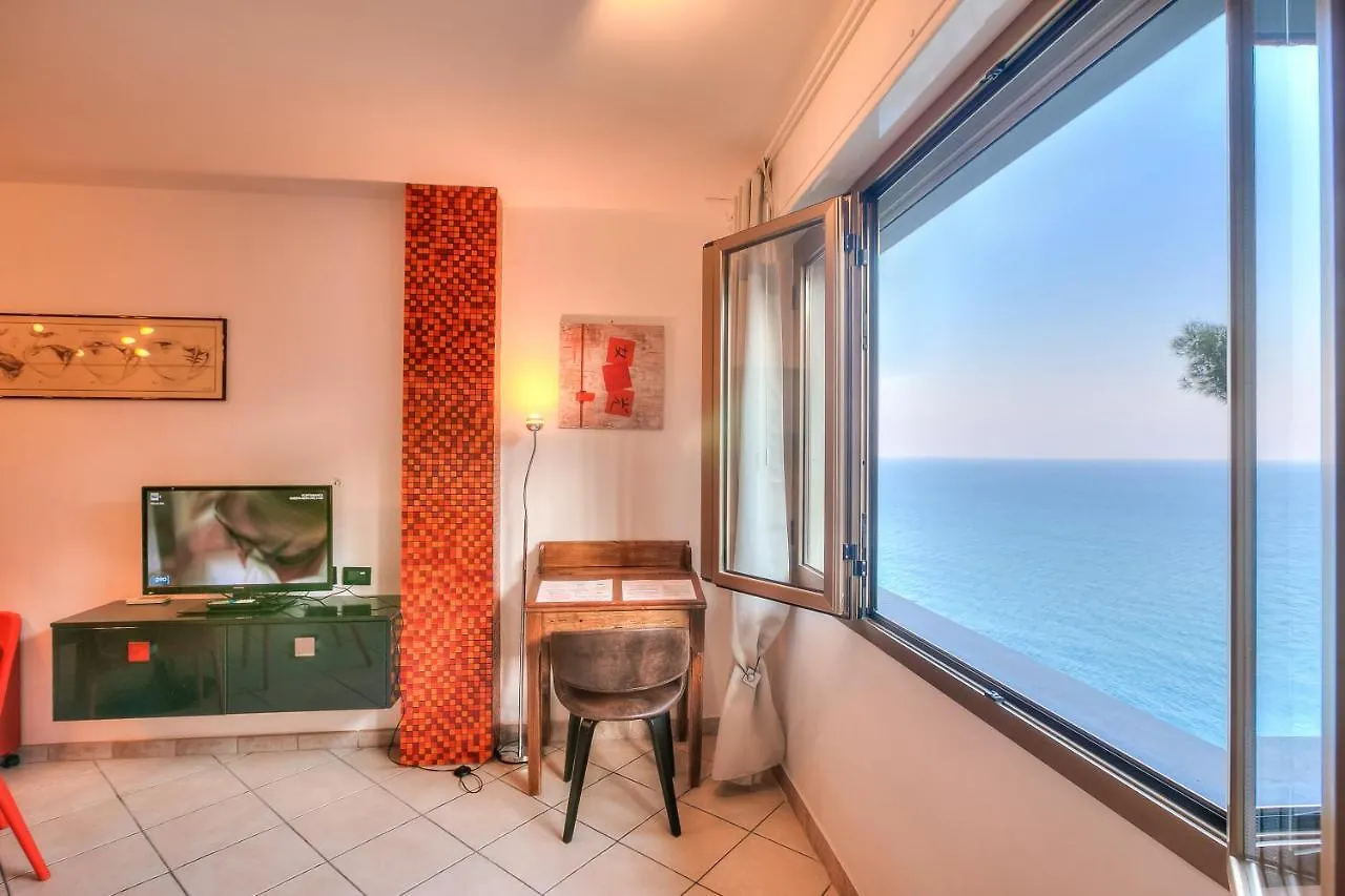 Lägenhet Il Suono Del Mare 200M From Sea - Happy Rentals Cervo