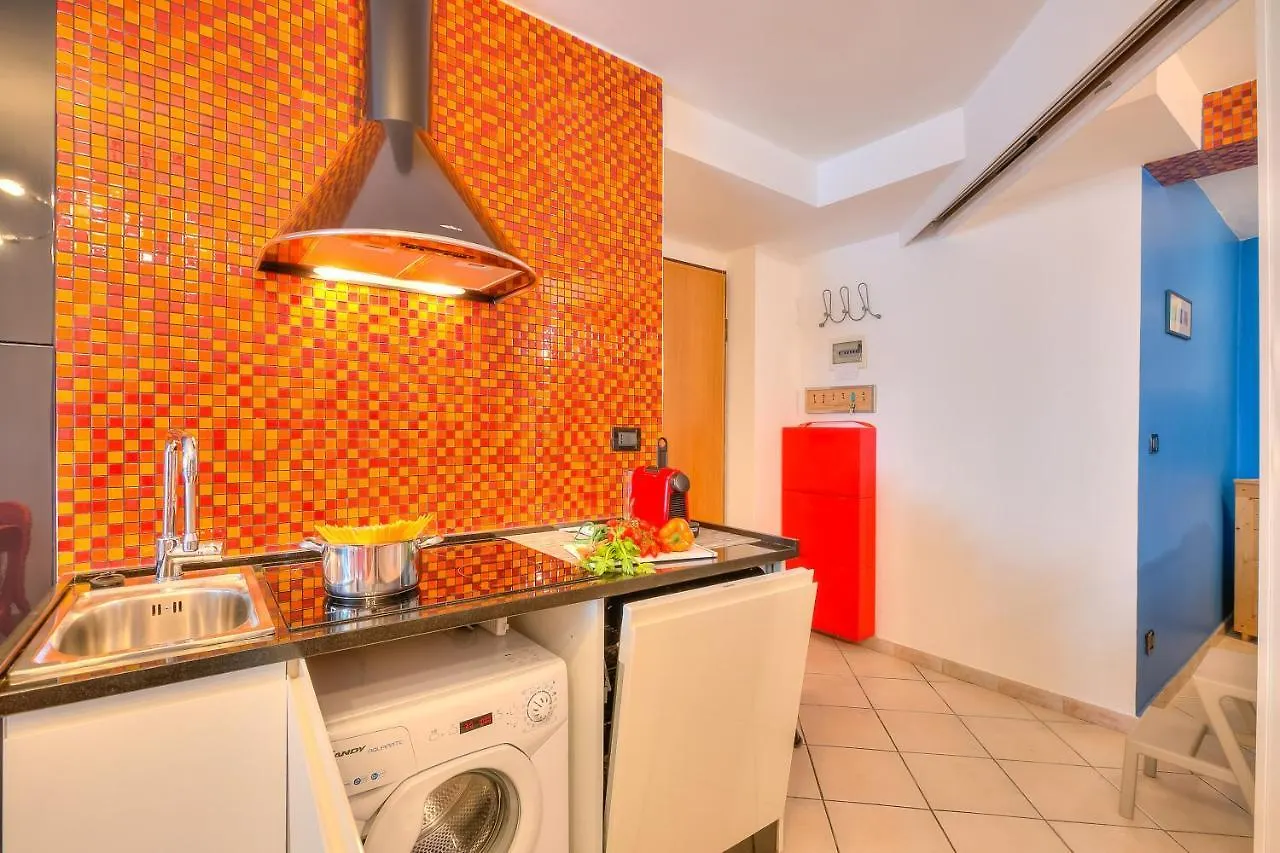 Il Suono Del Mare 200M From Sea - Happy Rentals Cervo