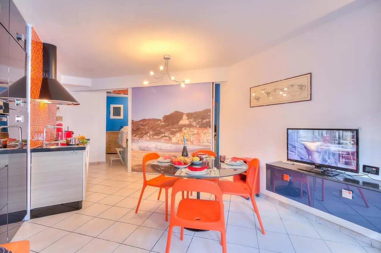 Il Suono Del Mare 200M From Sea - Happy Rentals Cervo