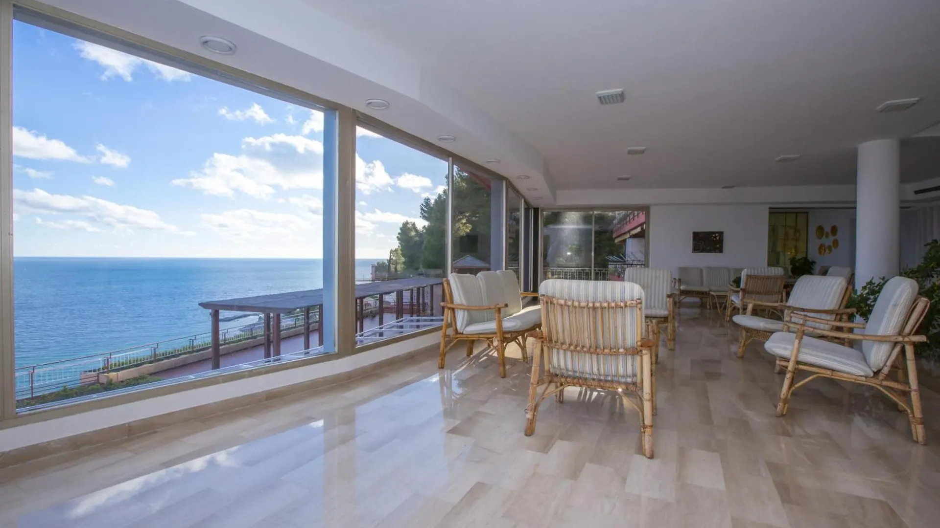 Il Suono Del Mare 200M From Sea - Happy Rentals Cervo 0*,  Italy